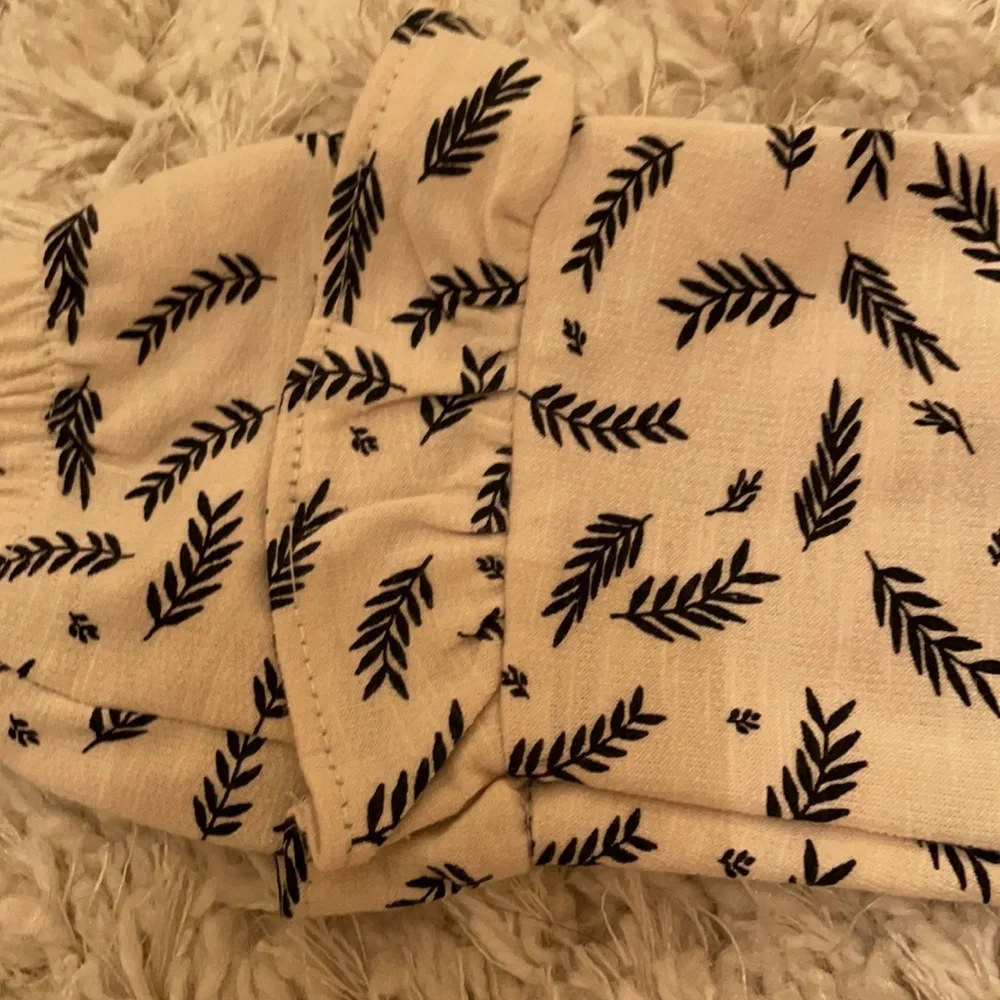 NWT Jessica Simpson Baby Girls Feather Print Wild Two Piece Set!